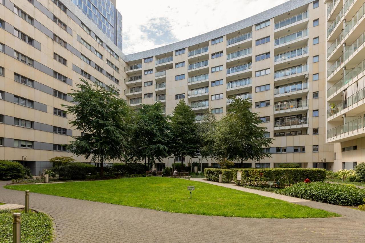Deluxe Apartment Wronia 45 With Ac, Parking & Balcony By Renters Prestige Варшава Екстер'єр фото