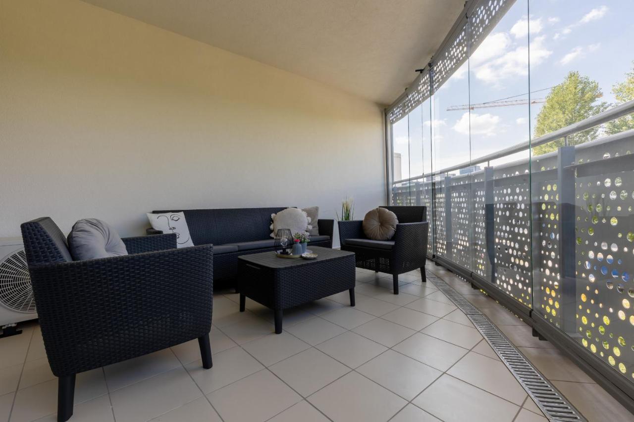 Deluxe Apartment Wronia 45 With Ac, Parking & Balcony By Renters Prestige Варшава Екстер'єр фото